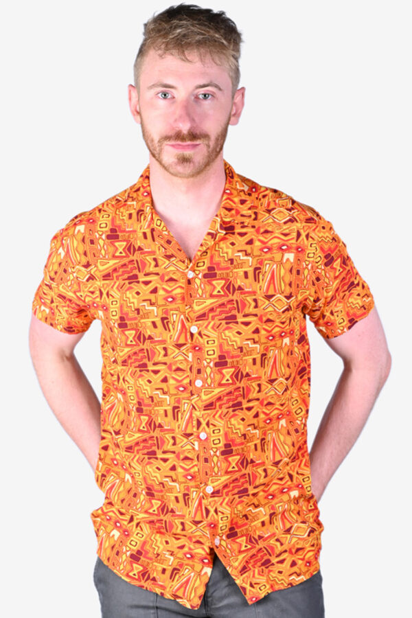 Vintage Crazy Pattern Shirt Size M Brick Vintage